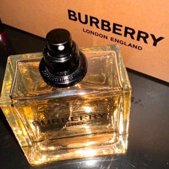 Burberry Hero Eau de Toilette - Strength, Sophistication & Timeless Appe… - Picture 14 of 17